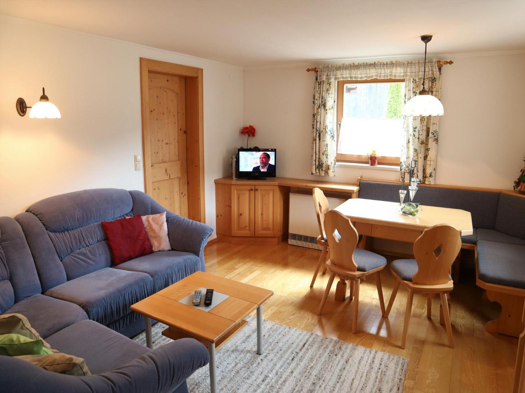 Apartment Johann In Wald Im Pinzgau With Balcony Exterior photo
